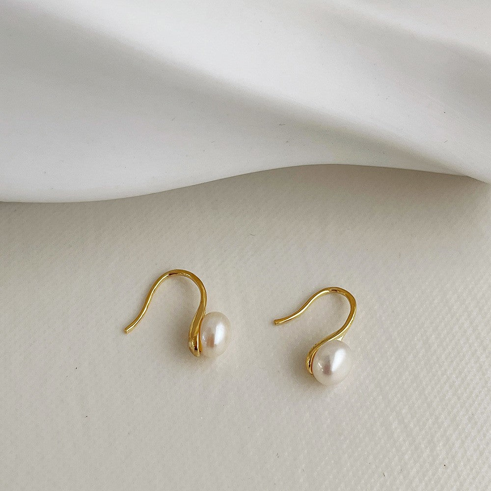 Wholesale Freshwater Pearl Back Hanging 925 Silver Needle Alloy Earrings